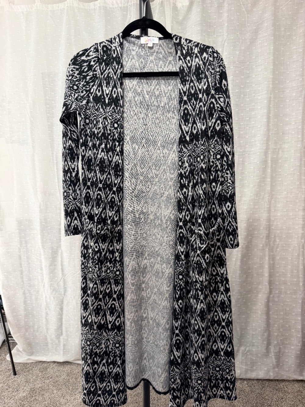 Long LuLaRoe Cardigan - S
